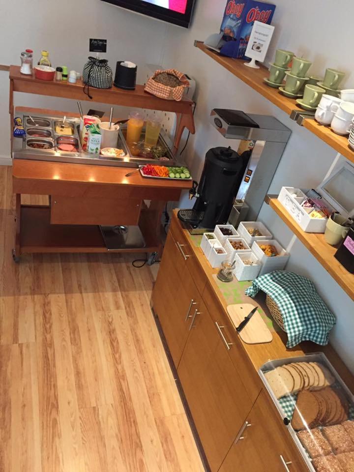 Allehotellet Finspang Ngoại thất bức ảnh